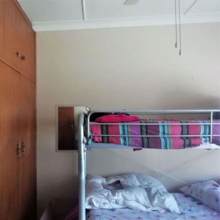 Rent this 3 bed house on Nelson Mandela Drive in Bloemfontein CBD, Bloemfontein