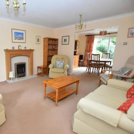 Image 3 - Huntley Grove, Nailsea, BS48 2UQ, United Kingdom - House for sale