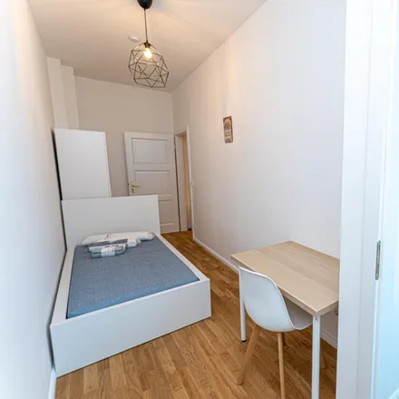 Rent this 4 bed room on Bornholmer Straße 85 in 10439 Berlin, Germany