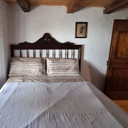 Rent this 3 bed house on Gabrovica pri Komnu