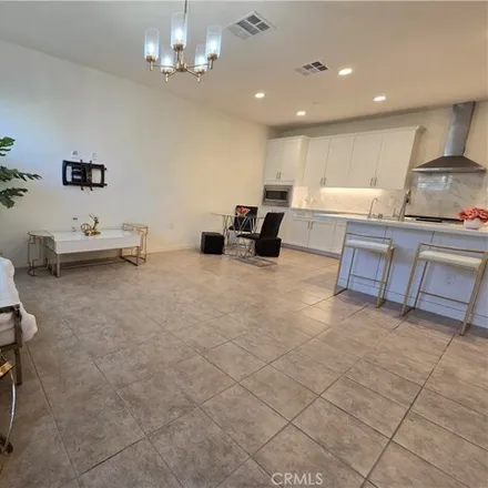 Image 7 - 19527 Cardin Place, Los Angeles, CA 91324, USA - Townhouse for rent