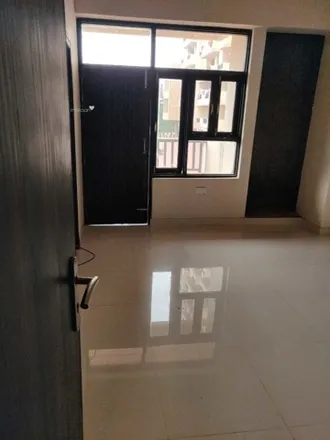 Rent this 3 bed apartment on unnamed road in Kanpur Nagar District, Kanpur - 208002