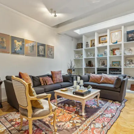 Image 3 - 5 Ennismore Gardens Mews, London, SW7 1HY, United Kingdom - Townhouse for sale