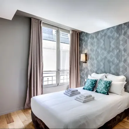 Rent this 2 bed apartment on 41 Rue de Ponthieu in 75008 Paris, France