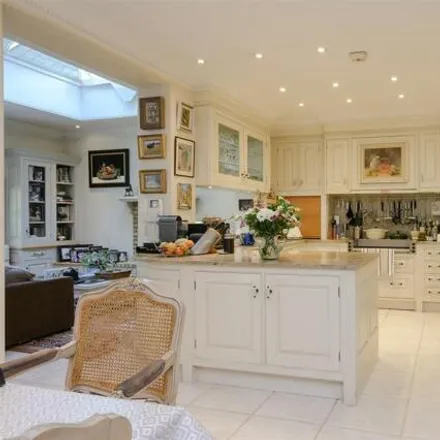 Image 5 - Church Hill, London, SW19 7BN, United Kingdom - House for rent