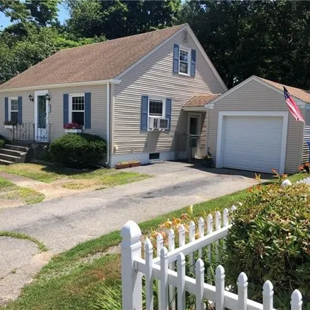 Buy this 2 bed house on 93 Colonial Ave in Cumberland, Rhode Island