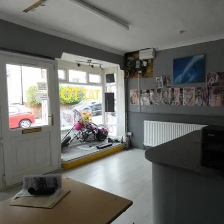 Image 3 - Pizza Time, 1 Darlington Road, Ferryhill, DL17 8JP, United Kingdom - Townhouse for sale