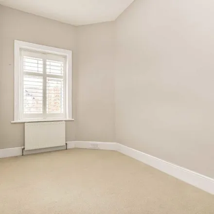 Rent this 3 bed apartment on Perivale Gardens in London, W13 8DH