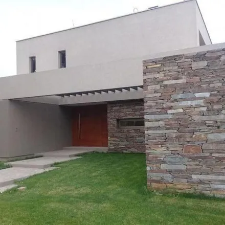Buy this 5 bed house on unnamed road in M5507 ENT Vistalba, Argentina