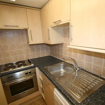 Image 7 - Hyde Park Terrace, Leeds, LS6 1AG, United Kingdom - House for rent