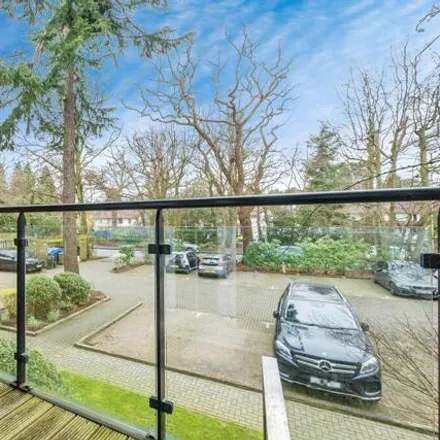 Image 9 - Woodham Place, Sheerwater Road, West Byfleet, KT15 3AE, United Kingdom - Apartment for sale