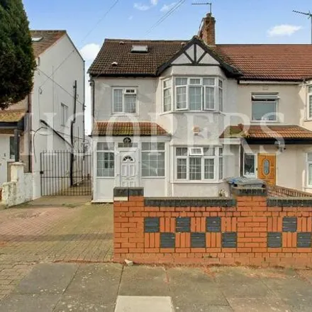 Buy this 4 bed house on Randall Avenue in London, NW2 7SX