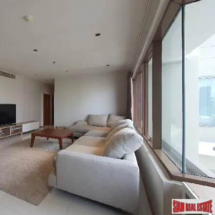 Rent this 3 bed apartment on Tower 1 in Phla Phong Phanit Road, Khlong Toei District
