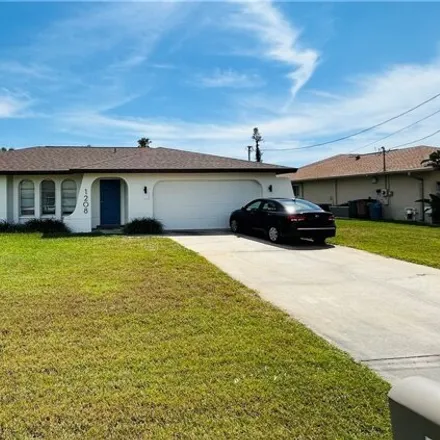 Image 1 - 1206 Southeast 17th Terrace, Cape Coral, FL 33990, USA - House for rent