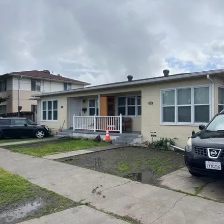 Buy this 2 bed house on 2323 Rheem Avenue in Richmond, CA 94875