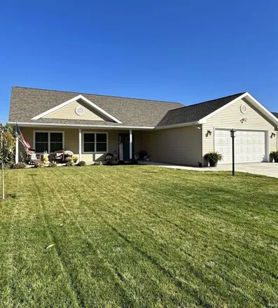 Buy this 5 bed house on 769 South Williams Street in Nappanee, IN 46550
