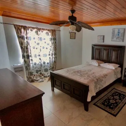 Rent this 7 bed house on Nassau