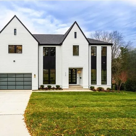 Buy this 6 bed house on 935 Dead Run Drive in Broyhill-Langley Estates, McLean