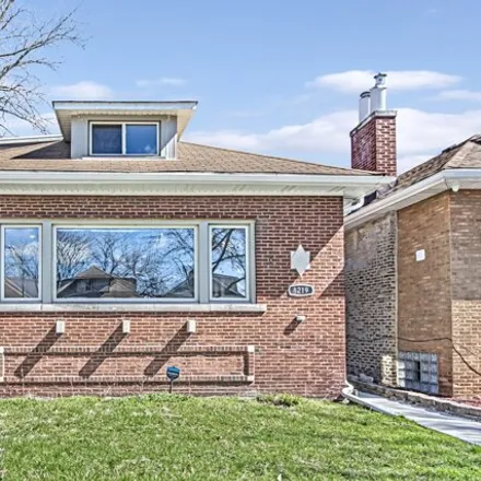 Buy this 3 bed house on 8219 South Kenwood Avenue in Chicago, IL 60619