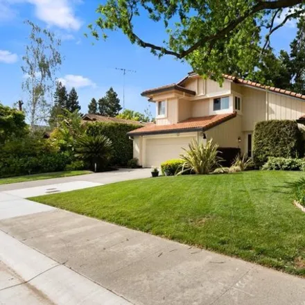 Image 3 - 1689 Rocky Bend Drive, Sacramento, CA 95833, USA - House for sale