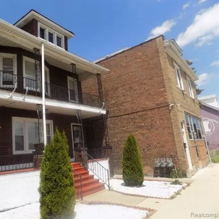 Rent this 2 bed house on 2331 in 2333 Caniff Street, Hamtramck