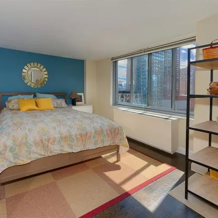 Image 6 - 2025 BROADWAY 18J in New York - Apartment for sale