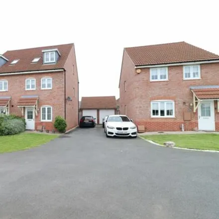 Buy this 4 bed duplex on Birch Lane in Leicester, Leicestershire
