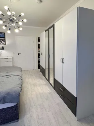 Rent this 2 bed apartment on Virchowstraße 112 in 46047 Oberhausen, Germany