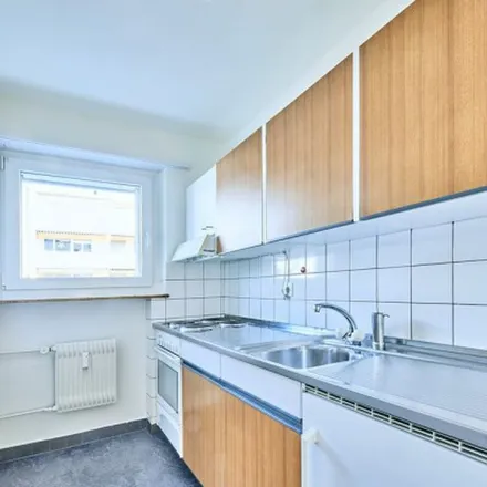 Rent this 3 bed apartment on Löwenmattweg 9 in 3110 Münsingen, Switzerland