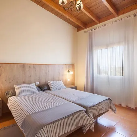 Rent this 1 bed house on Icod de los Vinos in Santa Cruz de Tenerife, Spain