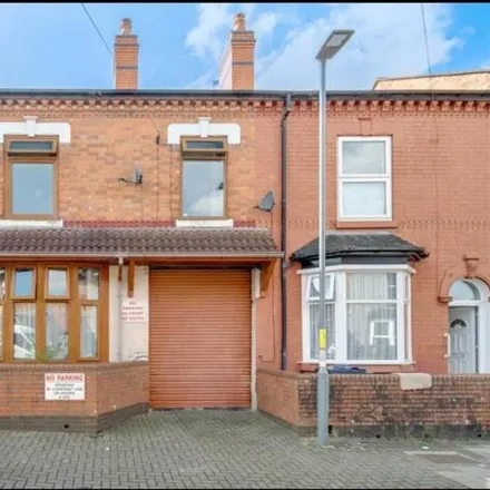 Buy this 5 bed townhouse on 8 Hendon Road in Sparkhill, B11 4PY
