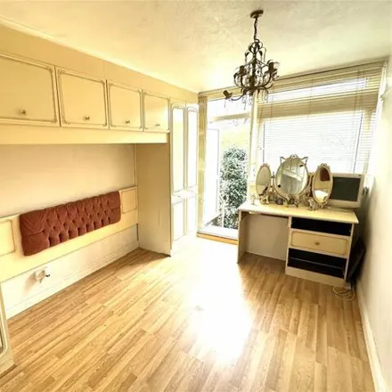 Image 7 - Kingsland (37-72), Broxwood Way, Primrose Hill, London, NW8 7QA, United Kingdom - Apartment for sale