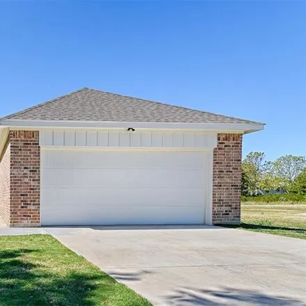 Buy this 3 bed house on 327 Backlash in Gun Barrel City, TX 75156