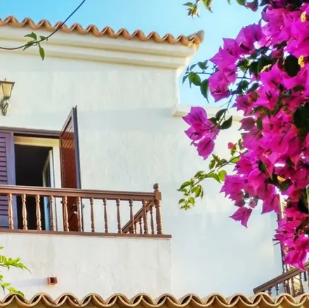 Rent this 2 bed house on Calle Tinguafaya in 38652 Los Cristianos, Spain
