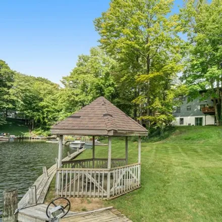 Image 9 - 16176 Woodcrest Drive, Spring Lake Township, MI 49456, USA - House for sale