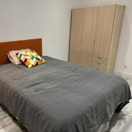 Rent this 8 bed room on Ciclovia Avenida 24 de Julho in 1280-870 Lisbon, Portugal