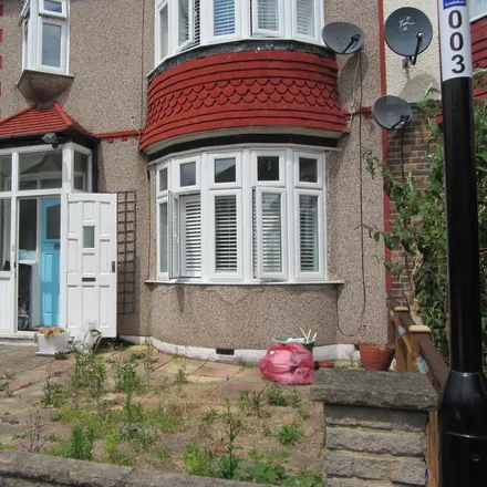 Rent this 1 bed house on London in Perry Vale, GB