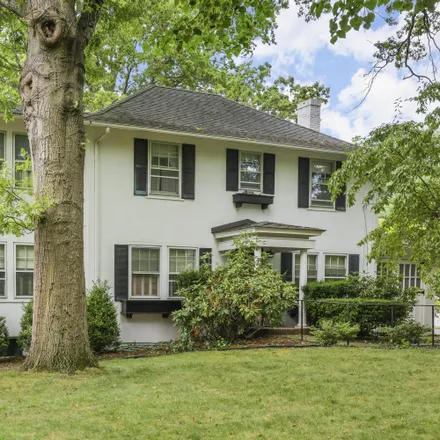 Buy this 3 bed house on 35 Butler Street in Cos Cob, Greenwich