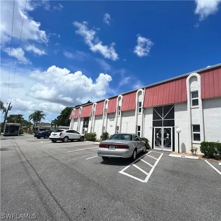 Image 1 - 2544 Southwest 3rd Avenue, Cape Coral, FL 33914, USA - Condo for rent