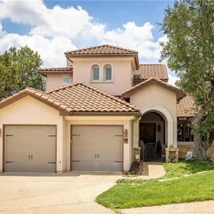 Buy this 3 bed house on 754 Mission Trail in Village Royal, New Braunfels
