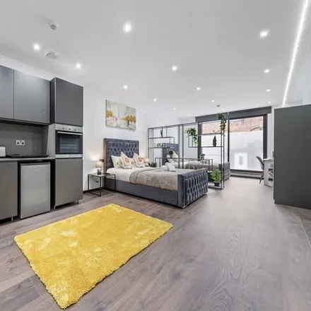Rent this 1 bed apartment on London in NW11 8ER, United Kingdom