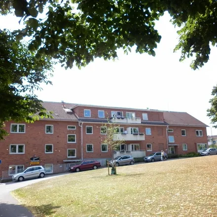 Rent this 2 bed apartment on Åkaregatan 5 in 281 32 Hässleholm, Sweden
