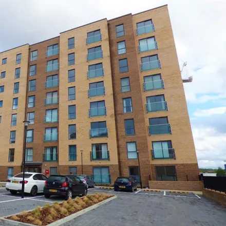 Rent this 2 bed apartment on Armstrong Road in Luton, LU2 0SX