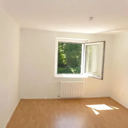 Rent this 3 bed apartment on Grabenstraße 18 in 45141 Essen, Germany