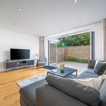 Buy this 3 bed townhouse on 139 Coppetts Road in London, N10 1JP