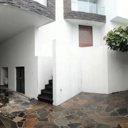 Buy this 4 bed house on Circuito del Lince Poniente 3181 in Ciudad Bugambilias, 45230 Santa Ana Tepetitlán