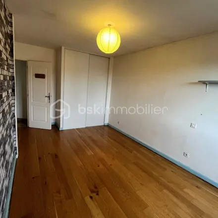 Rent this 5 bed apartment on 3 Rue Étroite in 07100 Annonay, France