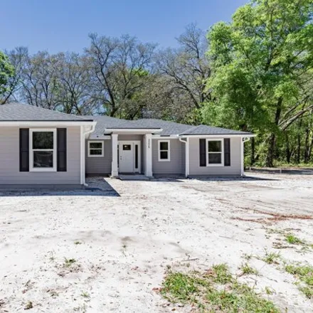 Buy this 3 bed house on 3263 Juniper Avenue in Middleburg, Clay County