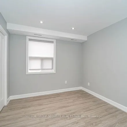 Image 2 - 230 Pannahill Road, Toronto, ON M3J 0G9, Canada - Apartment for rent