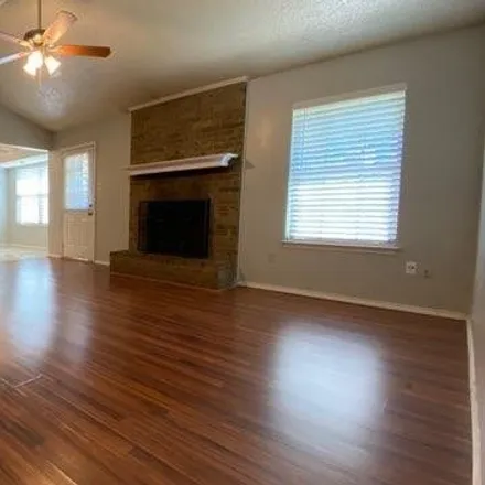 Image 4 - 416 Guadalupe Drive, Saginaw, TX 76179, USA - House for rent